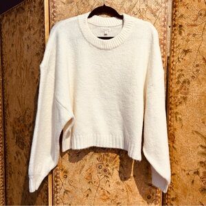Pilcro Cream Crew Neck Sweater Size Medium